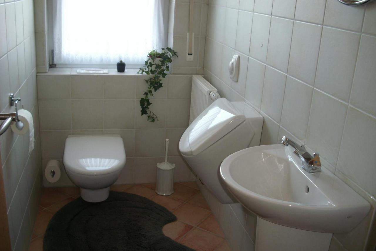 Ferienwohnung Waltraud Брилон Екстериор снимка